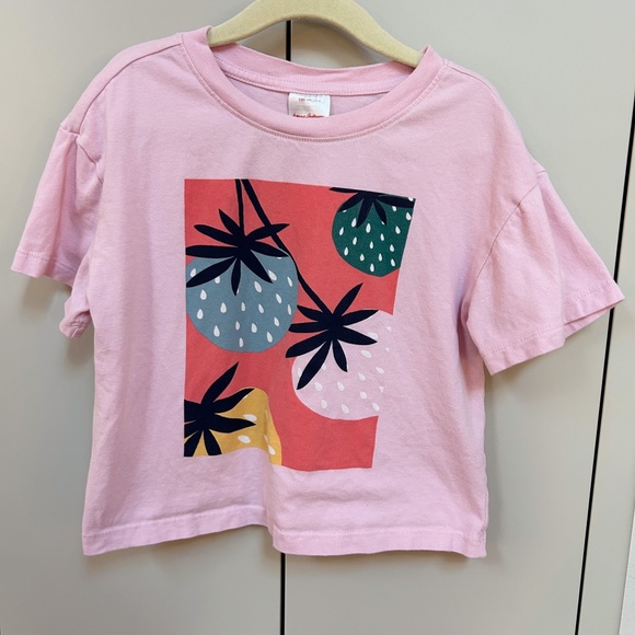 HANNA ANDERSSON Boxy drop shoulder strawberry dream graphic pink tee - sz 4 - Picture 1 of 4